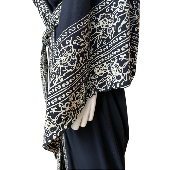 Indonesian Floral Print Robe One Size - Picture 7 of 11